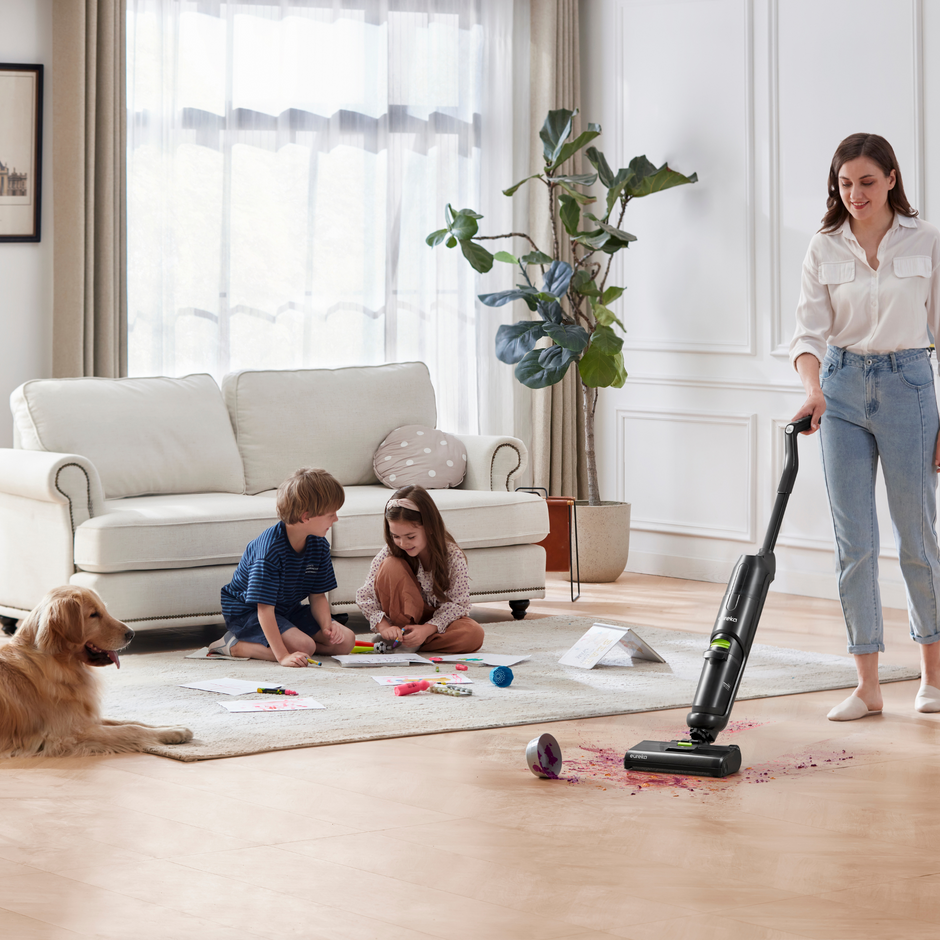 Eureka NEW400 Aspiradora Escoba Sin Cable en Seco y Húmedo, Ligera, Autolimpieza, Autonomía 30 Minutos, Depósito Doble, Suelos Duros, Pelo de Mascotas